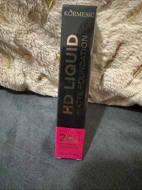 Kormesic HD Liquid Matte Foundation - Black with Pink Accent Sand Beige Color